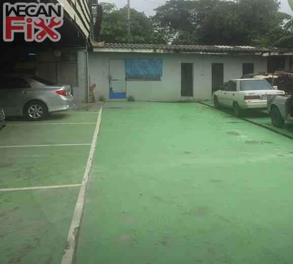 ที่จอดรถรอส่งคืนลูกค้า