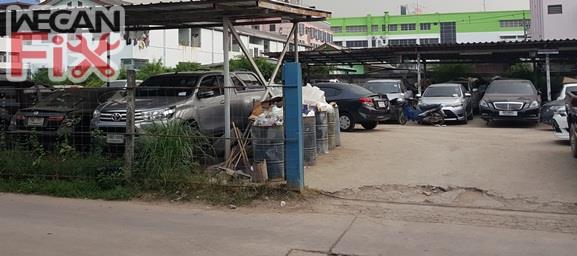 ที่จอดรถรอส่งคืนลูกค้า