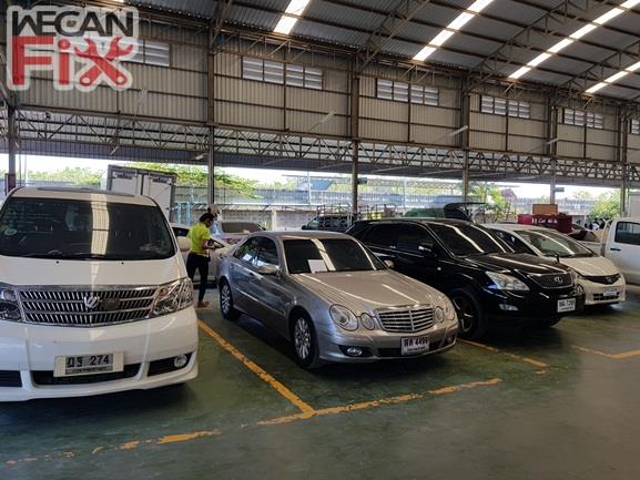 ที่จอดรถรอส่งคืนลูกค้า