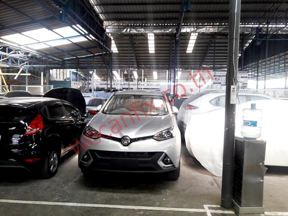 ที่จอดรถรอส่งคืนลูกค้า