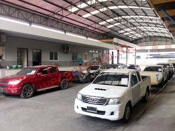 ที่จอดรถรอส่งคืนลูกค้า