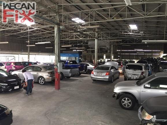 ที่จอดรถรอส่งคืนลูกค้า