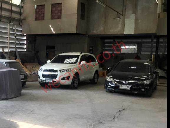 ที่จอดรถรอส่งคืนลูกค้า