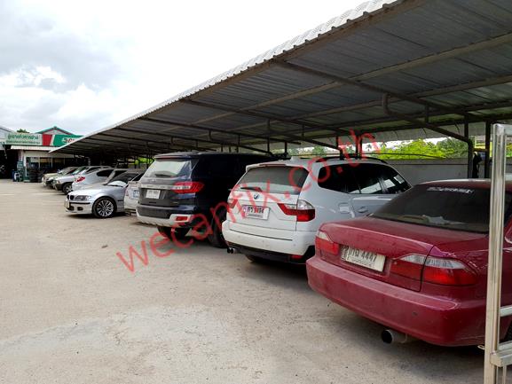 ที่จอดรถรอส่งคืนลูกค้า